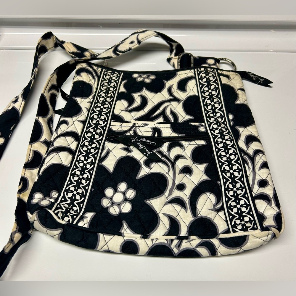 Vera Bradley  Night and Day Crossbody